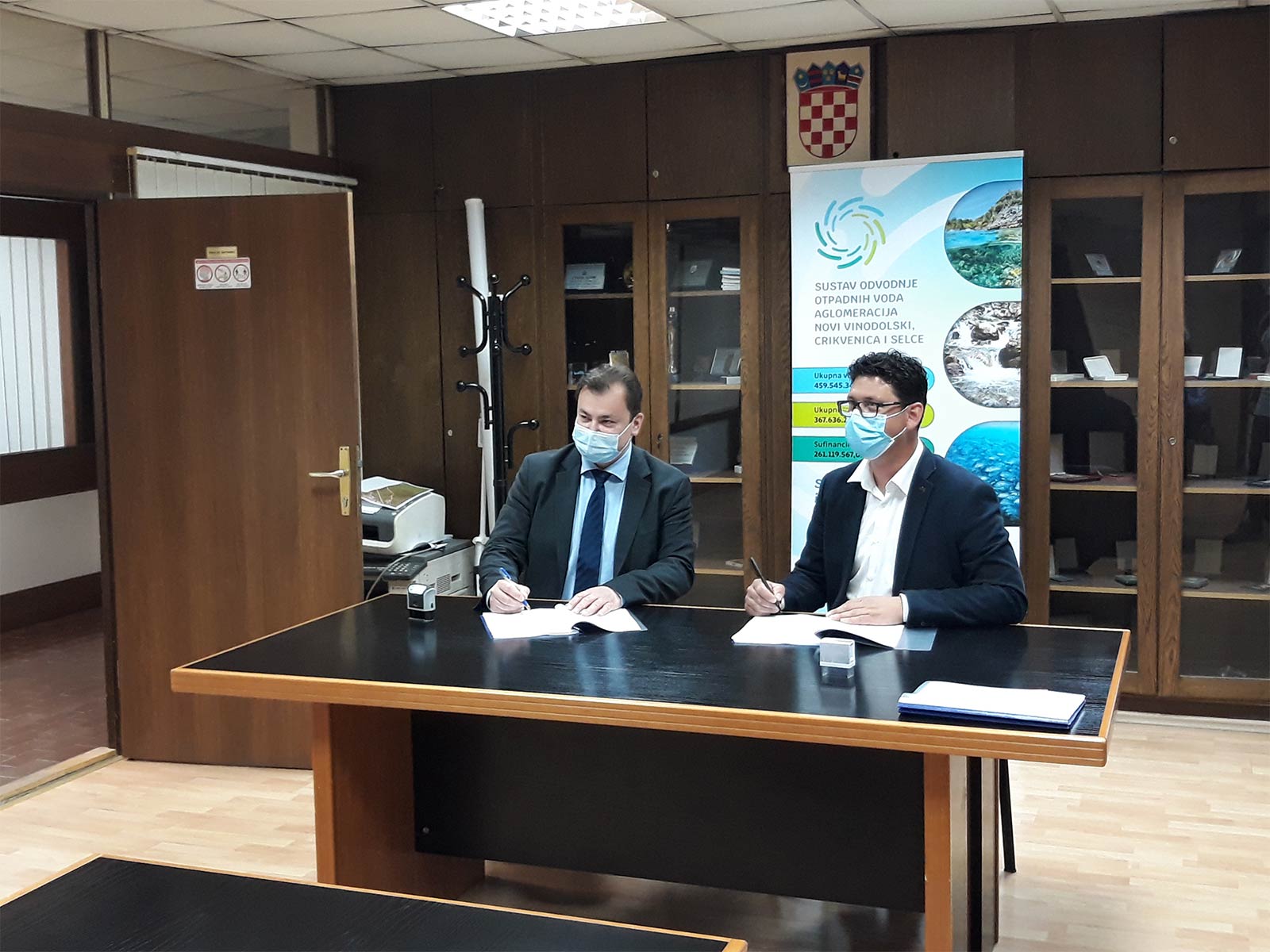 12-05-2021water project contract signing